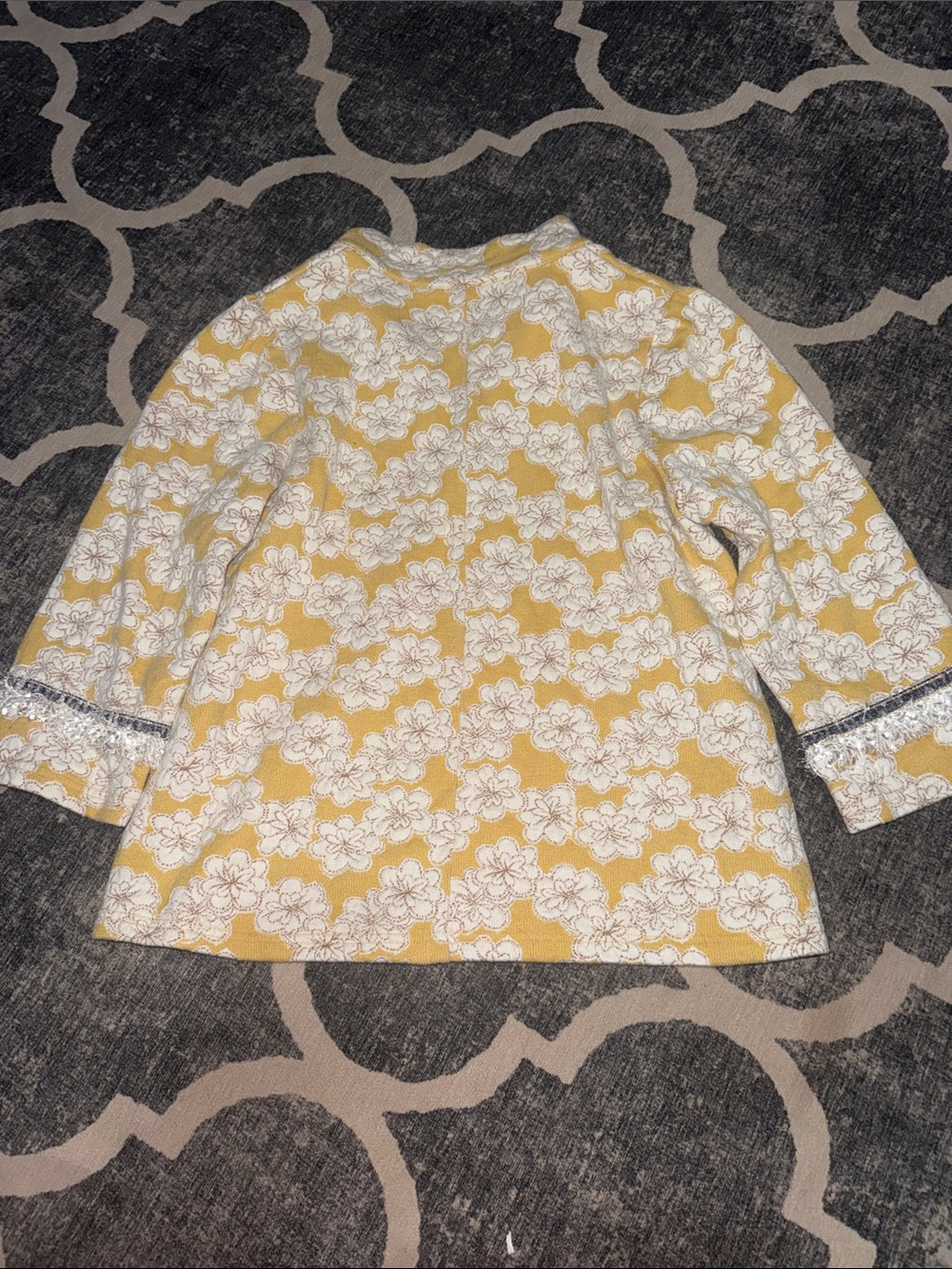 VOY Top Size Small - Picture 4 of 4